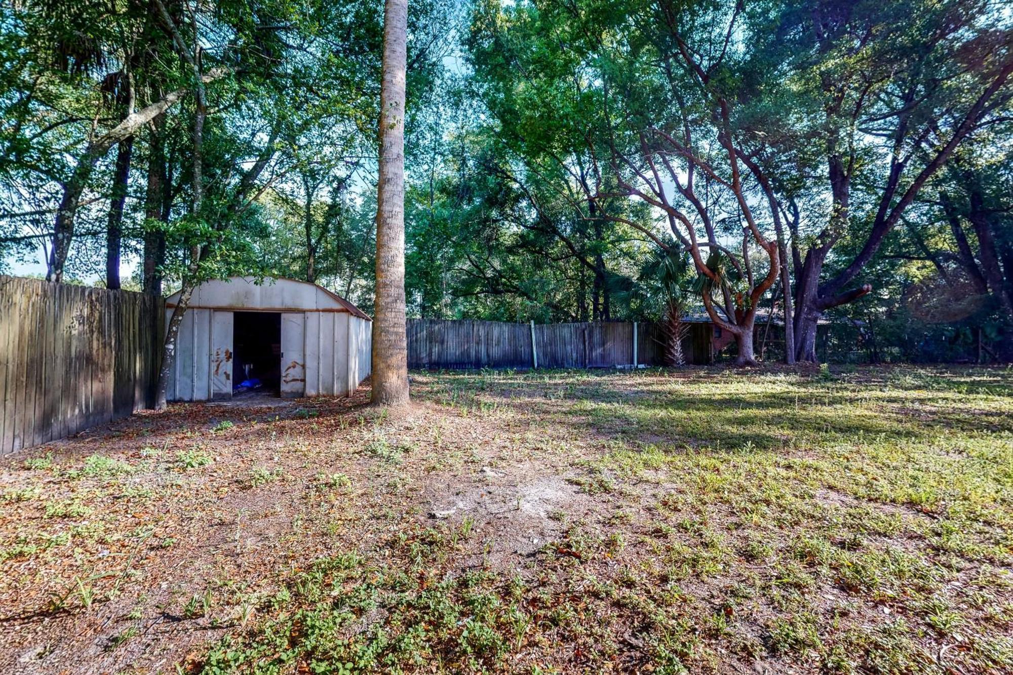 Gallop Away Williston Exterior photo